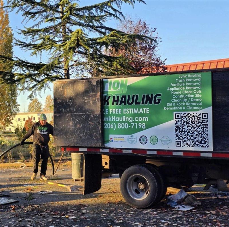 	
absolutely free junk removal